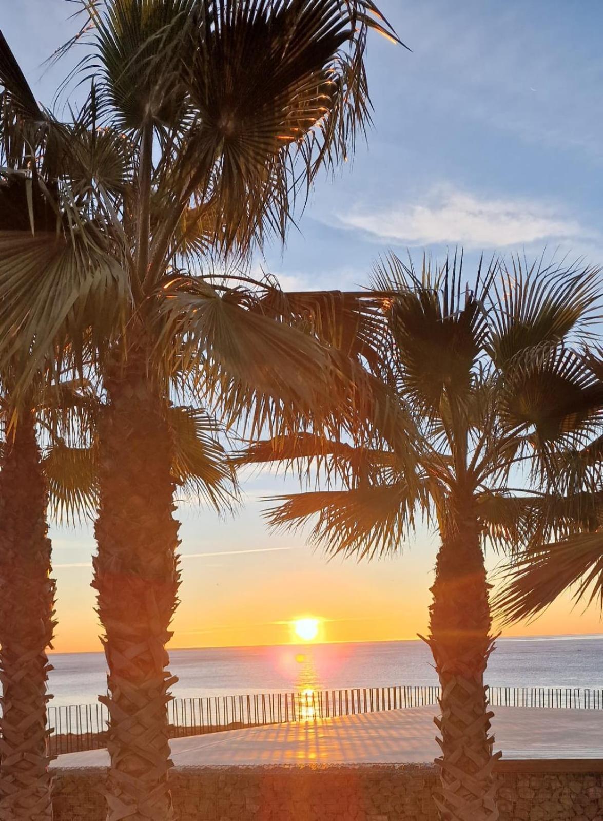 Apartamentos Magic Benalbeach By Benalnova Benalmádena Buitenkant foto